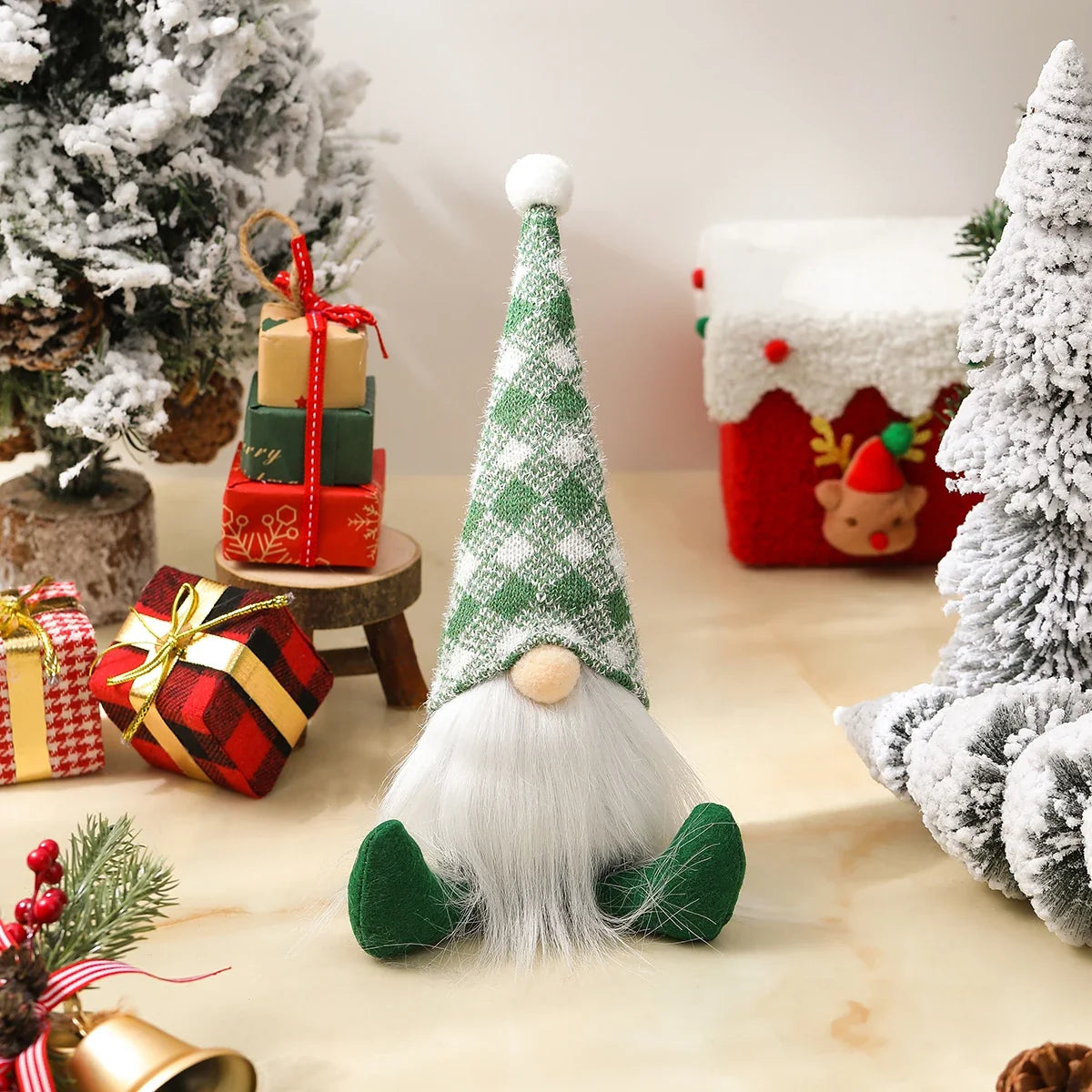 Christmas Decoration Items - Nordic Style Handless Figurine, Faceless Old Man Doll, Window Display Item