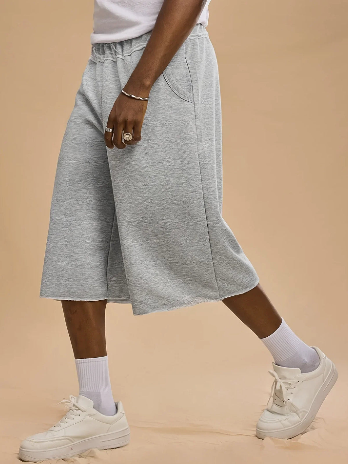 Men's Raw Hem Capri Sweat Shorts Elastic Waist Pocket Wide Leg Loose Fit Streetwear Casual Knee Length Trousers S‑2XL