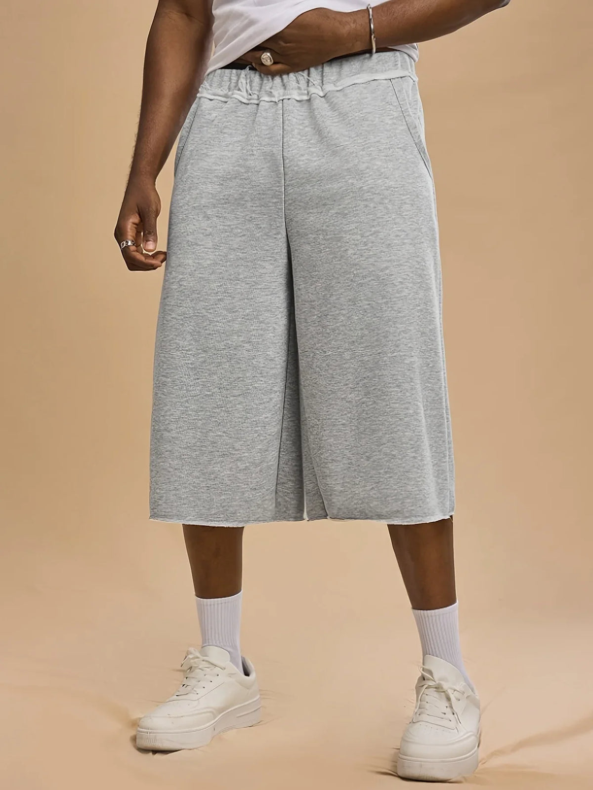 Men's Raw Hem Capri Sweat Shorts Elastic Waist Pocket Wide Leg Loose Fit Streetwear Casual Knee Length Trousers S‑2XL